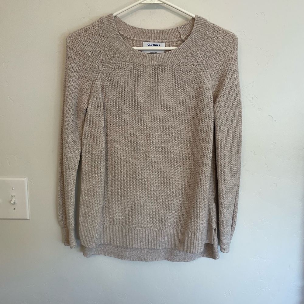 Long sleeve sweater
